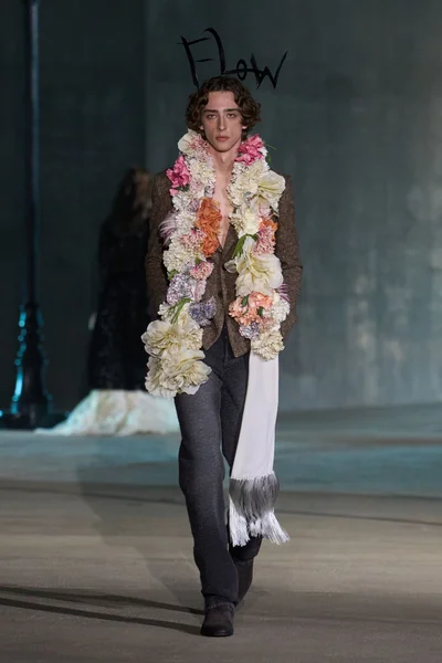 Look 53